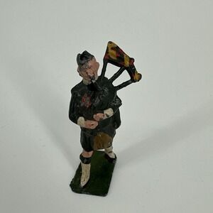 Vintage Lead Soldier Scots Pipes Marching
